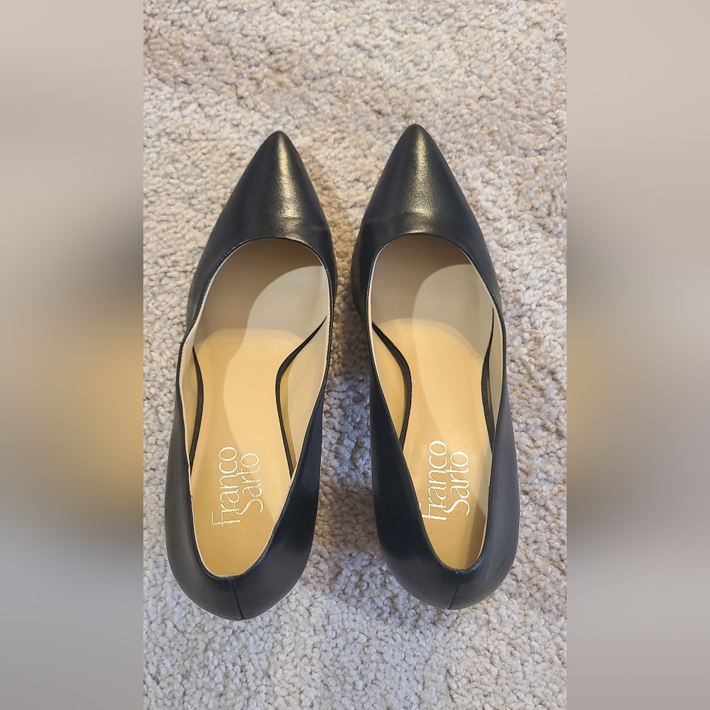 Shoes - Picture 3 of 7